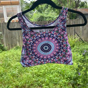 Wolven Threads Chakra Multicolored Mandala Crop Top, size  Med